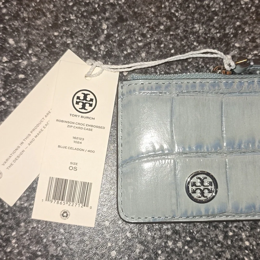 TORY BURCH Robinson Croc-Embossed Top-Zip Card Case Holder blue celadon $158 - Picture 2 of 11